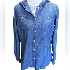 Duluth Trading Hooded Chambray Shirt